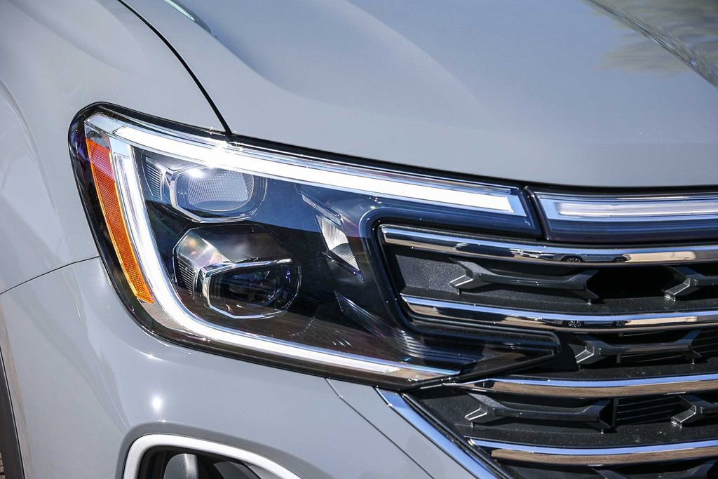 New 2026 Volkswagen Atlas SE image 14