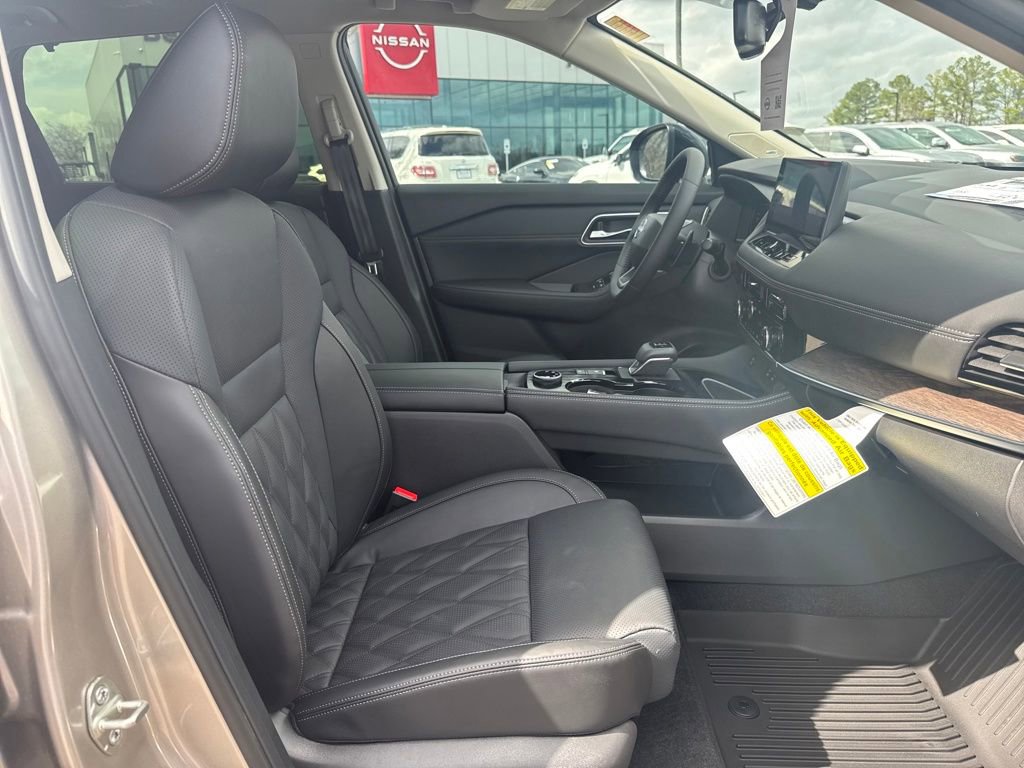 New 2026 Nissan Rogue Platinum w/ Platinum Premium Package image 39