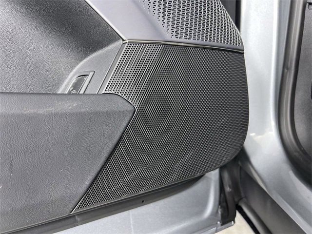 Used 2026 Cadillac Lyriq Premium Luxury image 25