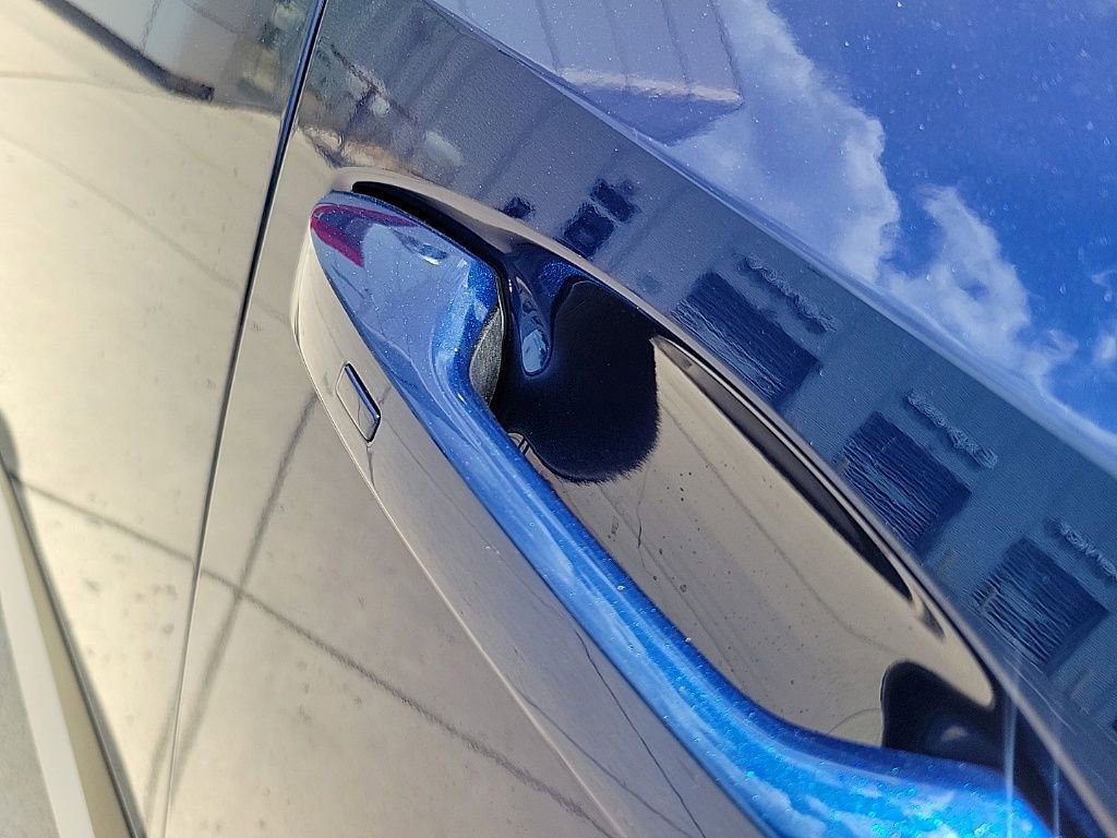 New 2025 Nissan Kicks SR w/ SR Premium Package image 10