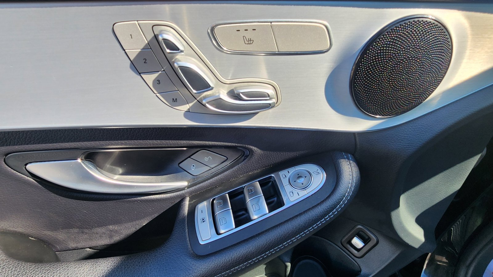 Used 2021 Mercedes-Benz C 300 Sedan image 13