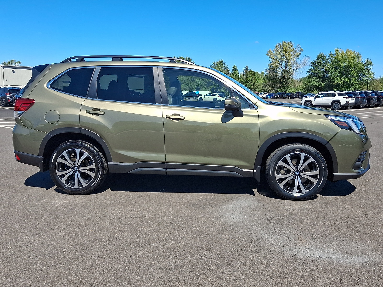 Certified 2024 Subaru Forester Limited AWD/4WD image 8