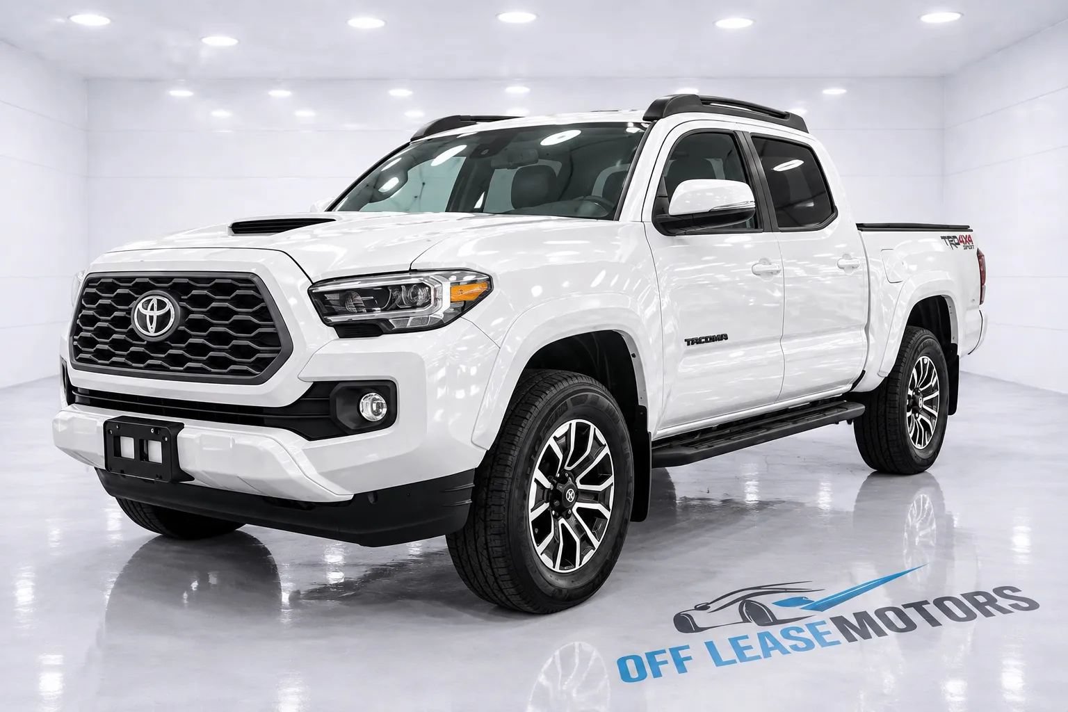 Used 2023 Toyota Tacoma TRD Sport AWD/4WD image 1