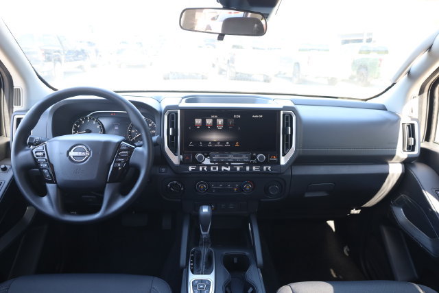New 2027 Nissan Frontier SV w/ Tow Package AWD/4WD image 13