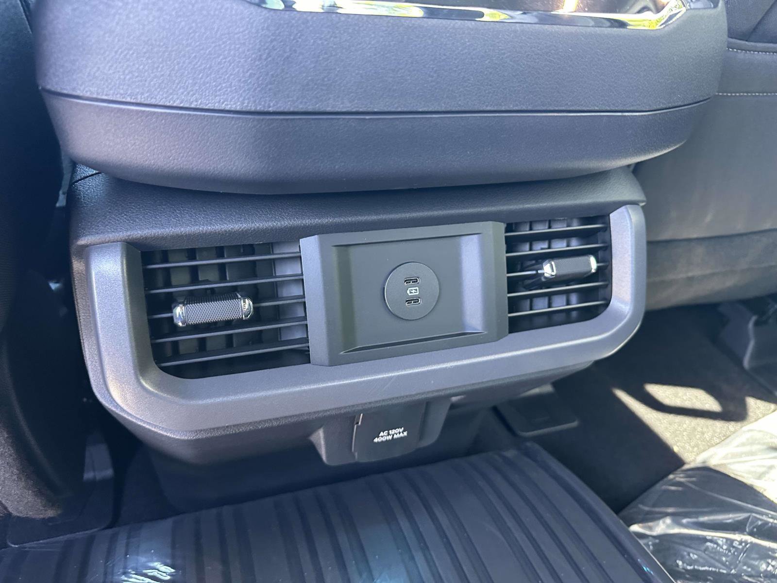 New 2026 Ford F150 XLT w/ Equipment Group 302A MID AWD/4WD image 9