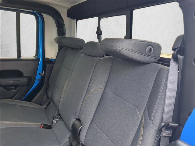 Certified 2025 Jeep Gladiator Sport image 20