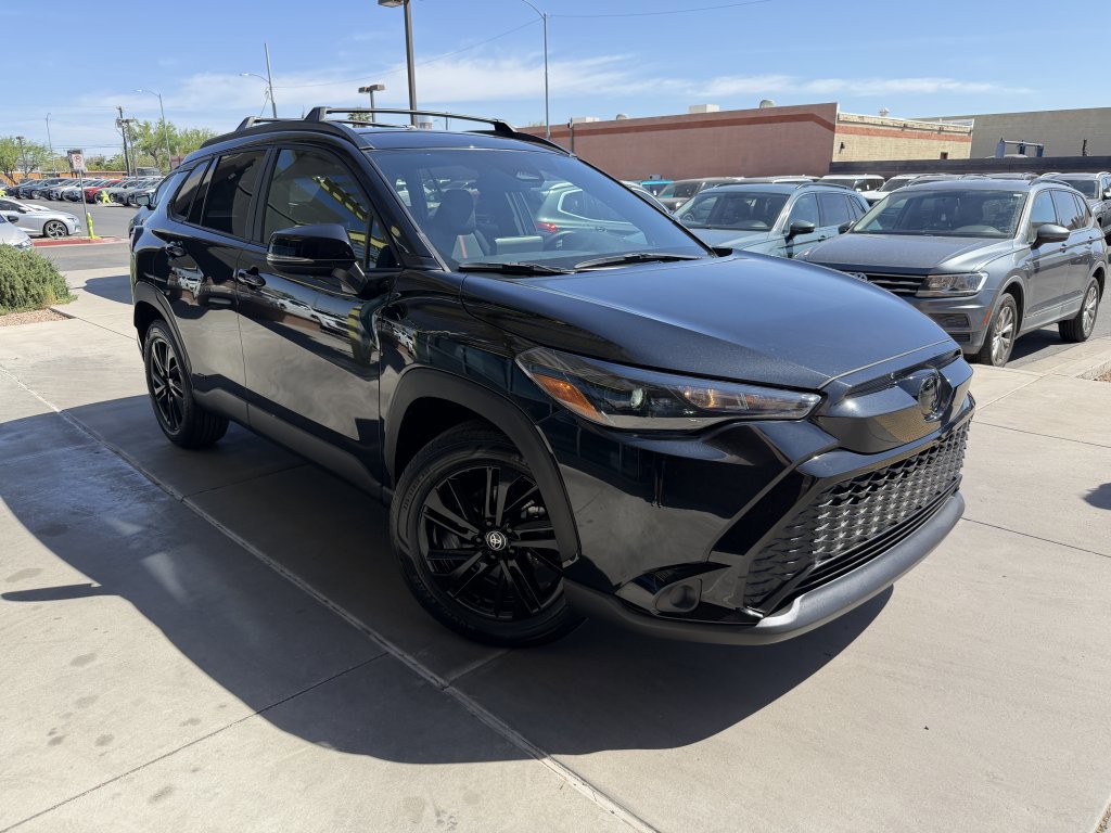 Used 2024 Toyota Corolla Cross AWD Hybrid image 6