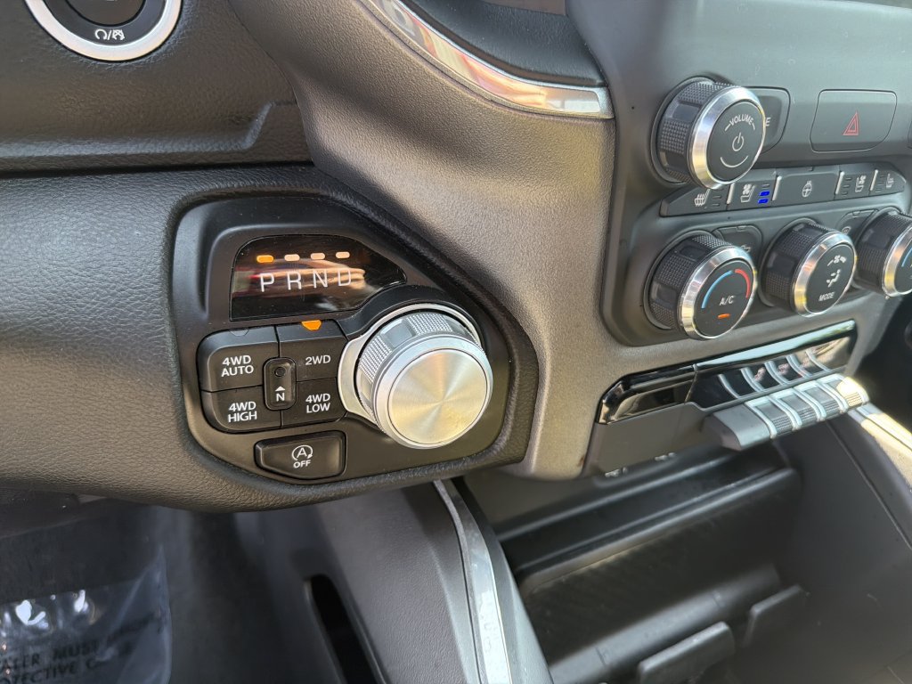 Used 2022 RAM 1500 Laramie w/ Sport Appearance Package AWD/4WD image 27
