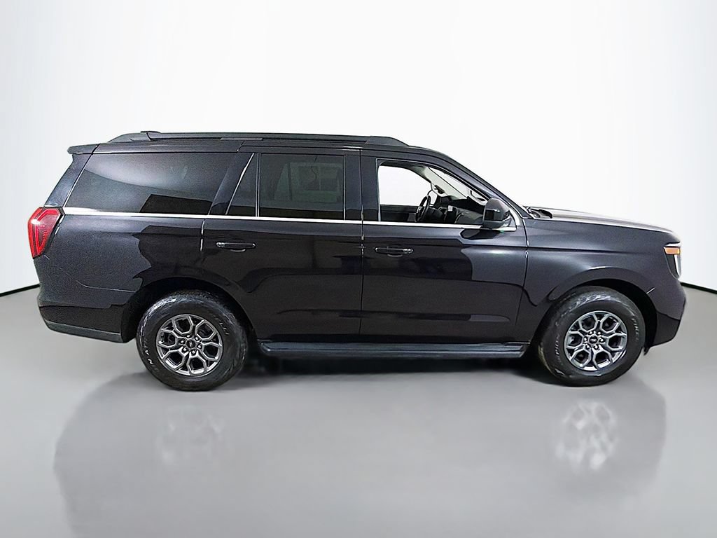 Used 2025 Ford Expedition Active AWD/4WD image 15