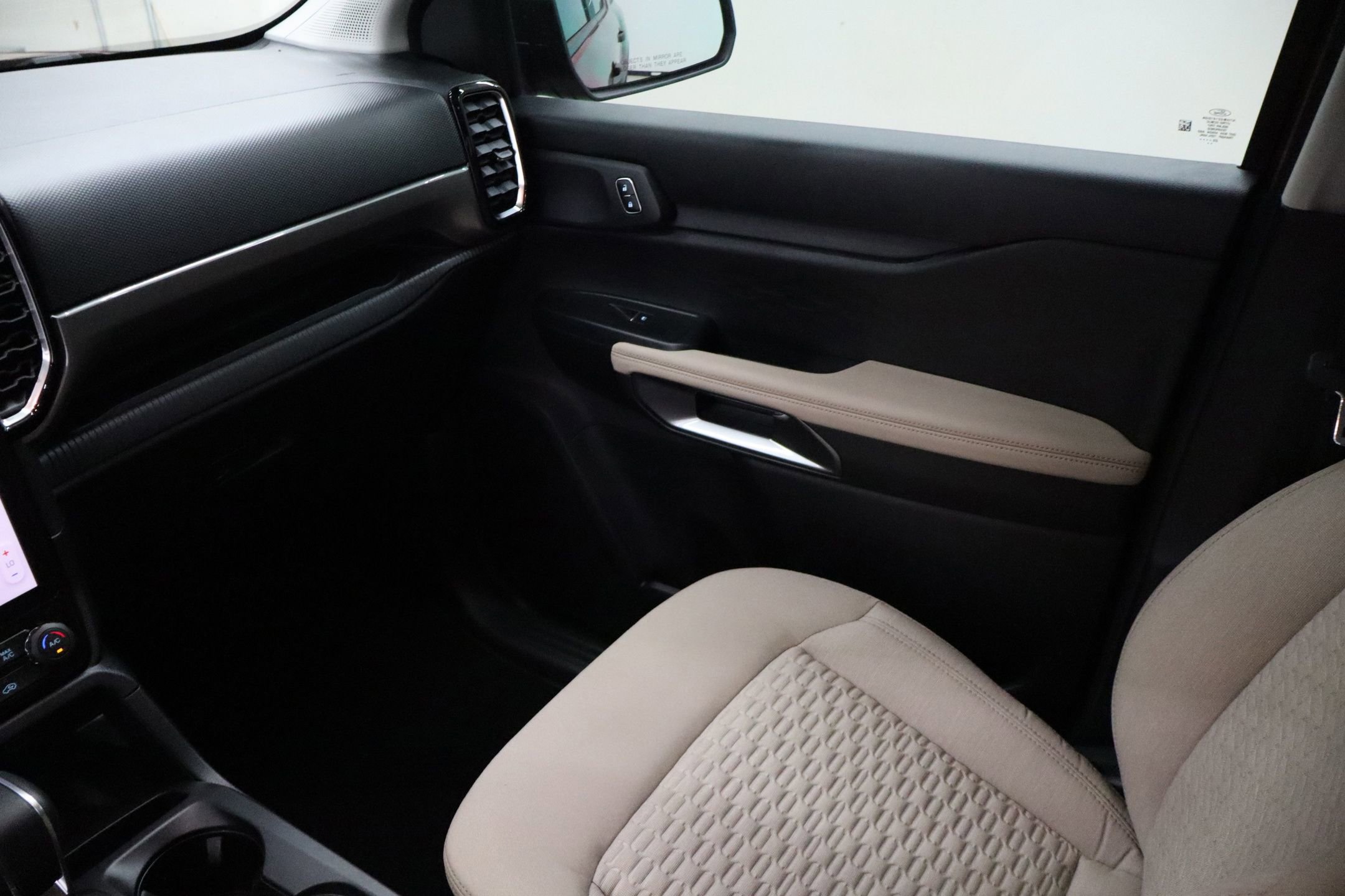 Used 2025 Ford Ranger XLT w/ Equipment Group 301A High RWD image 24