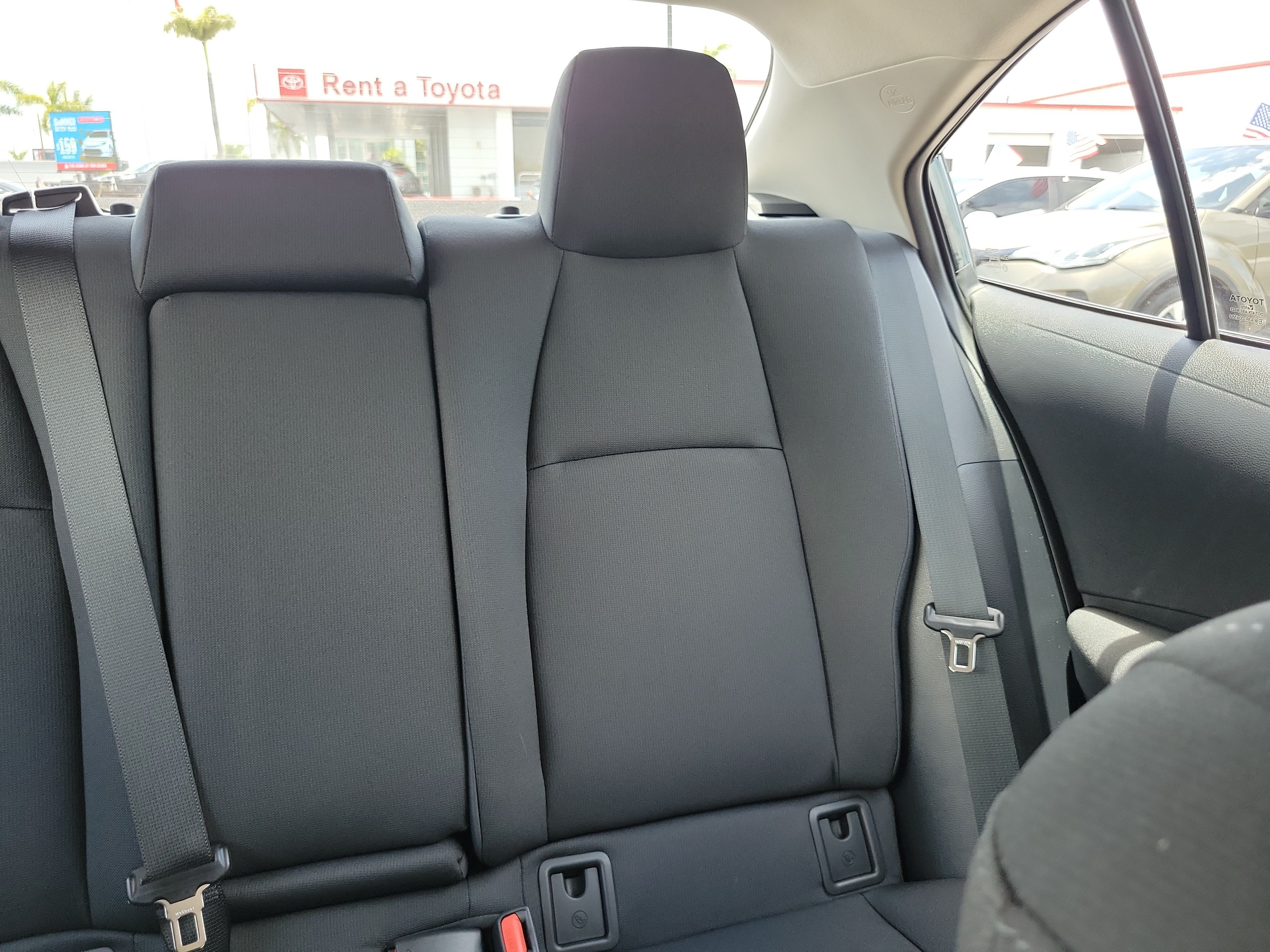 Used 2025 Toyota Corolla LE w/ Convenience Package FWD image 22