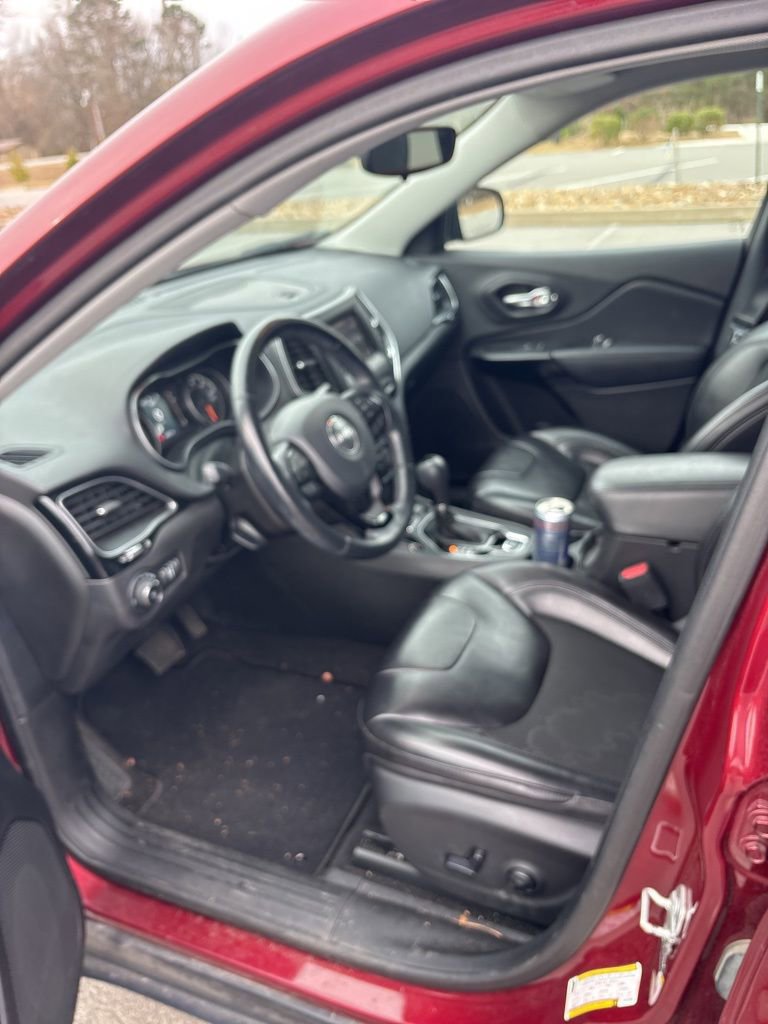 Used 2021 Jeep Cherokee Altitude image 15