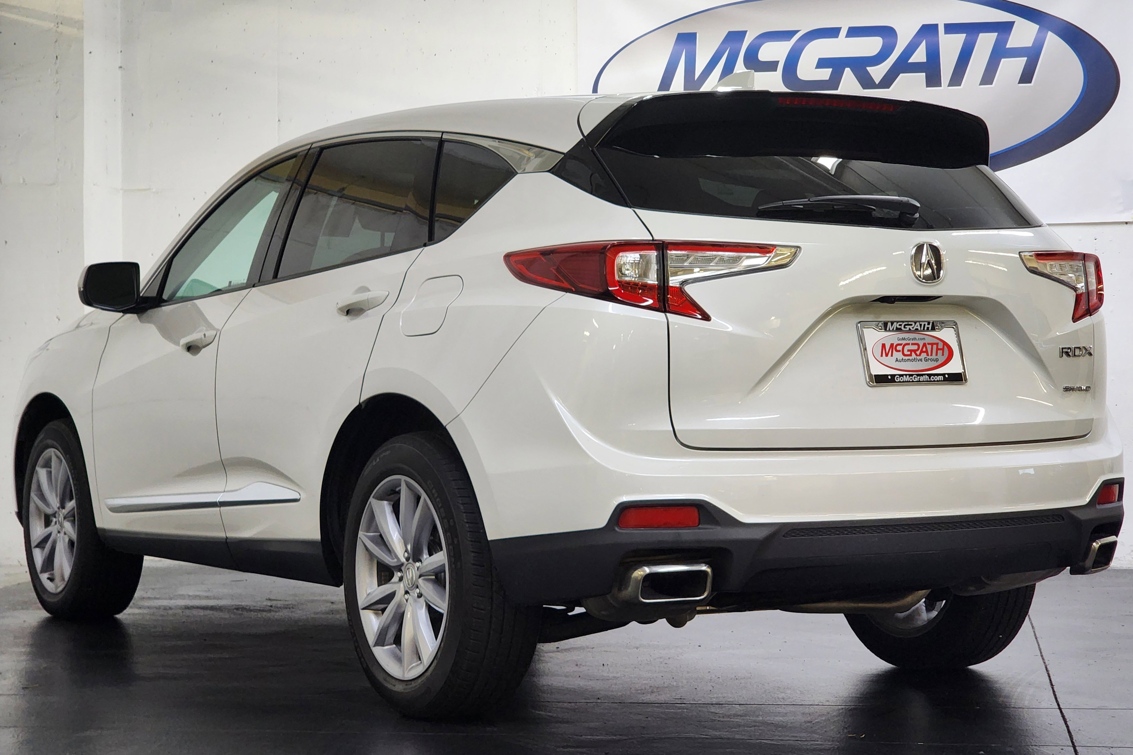 Certified 2023 Acura RDX SH-AWD image 9