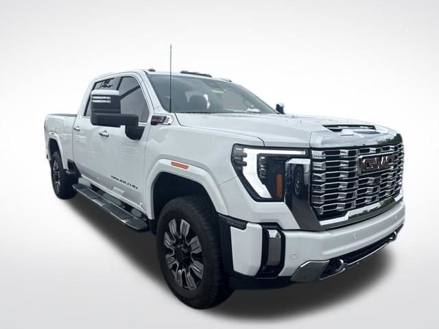 Used 2024 GMC Sierra 2500 Denali w/ Technology Package AWD/4WD image 14