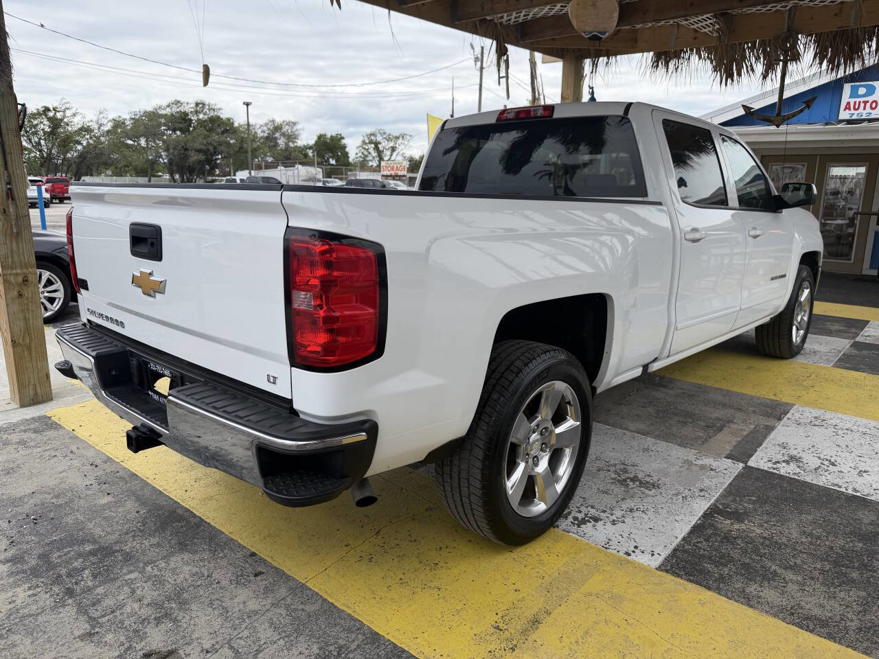 Used 2017 Chevrolet Silverado 1500 LT w/ All Star Edition RWD image 5