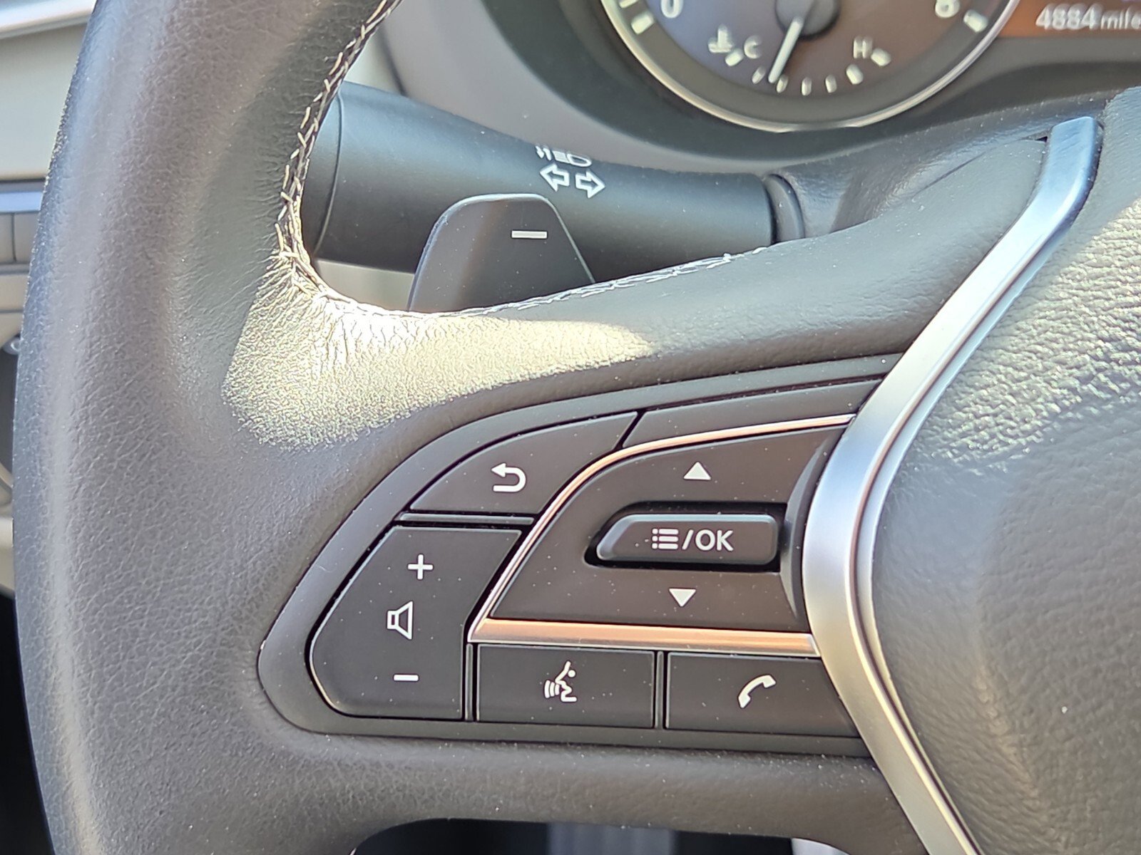 Certified 2023 INFINITI QX50 Luxe image 23