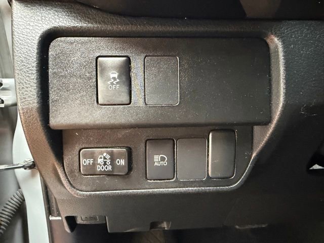 Used 2021 Toyota Tacoma SR5 RWD image 20