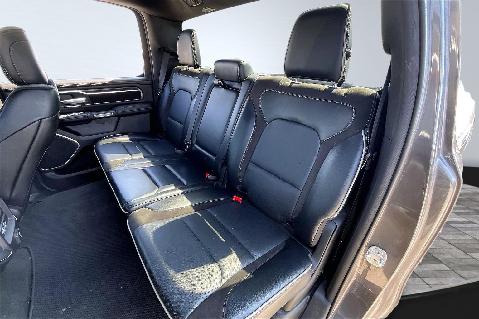 Used 2024 RAM 1500 Laramie image 26