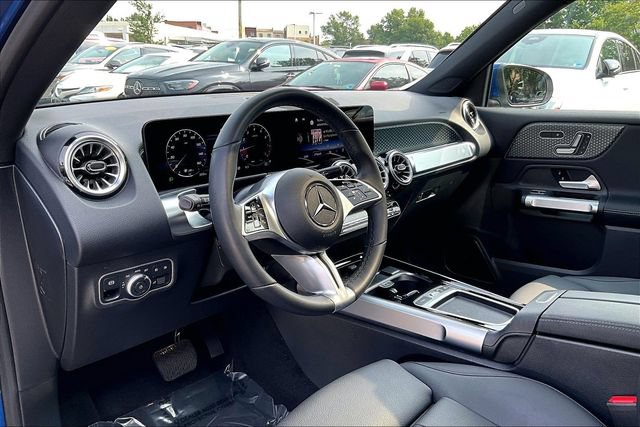 Used 2026 Mercedes-Benz GLB 250 4MATIC image 14