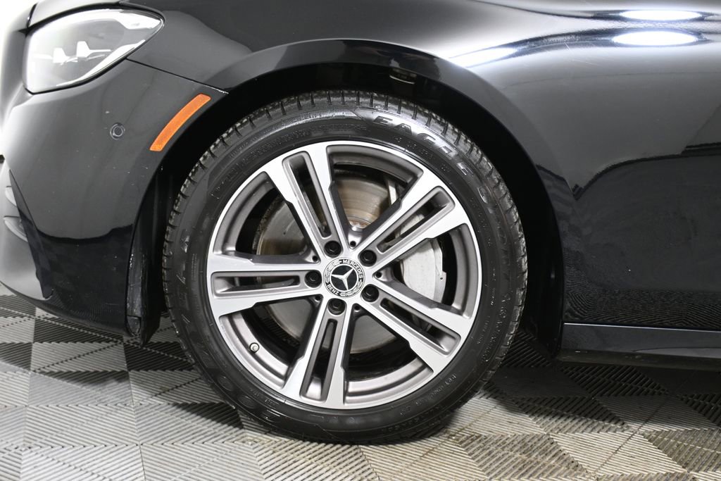 Certified 2021 Mercedes-Benz E 350 4MATIC Sedan image 11