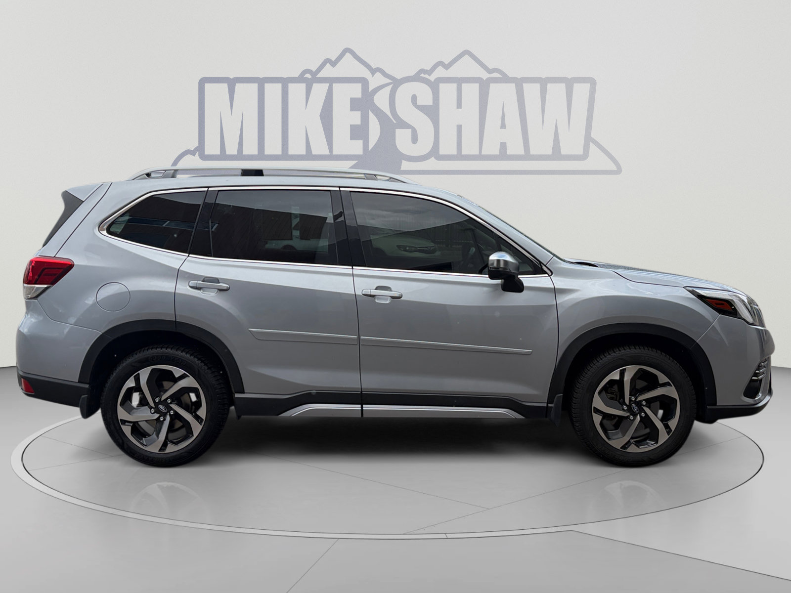 Certified 2023 Subaru Forester Touring AWD/4WD image 6