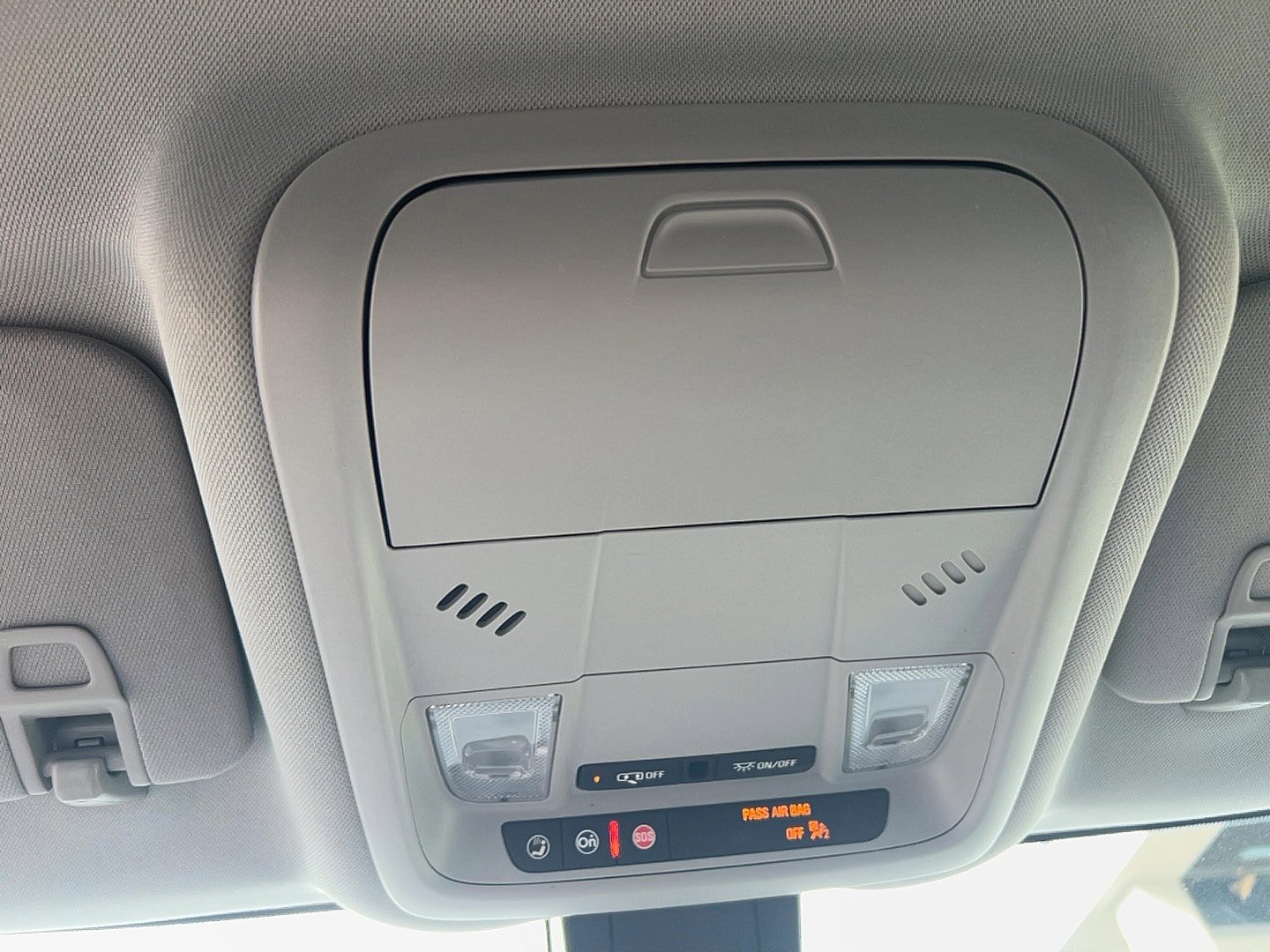 Used 2023 Chevrolet Equinox LT FWD image 18