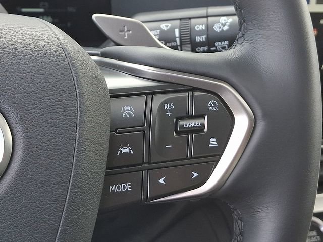 Used 2025 Lexus GX 550 w/ Accessory Package (2T) image 7