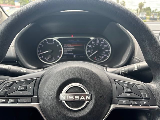 Used 2024 Nissan Sentra SV FWD image 9