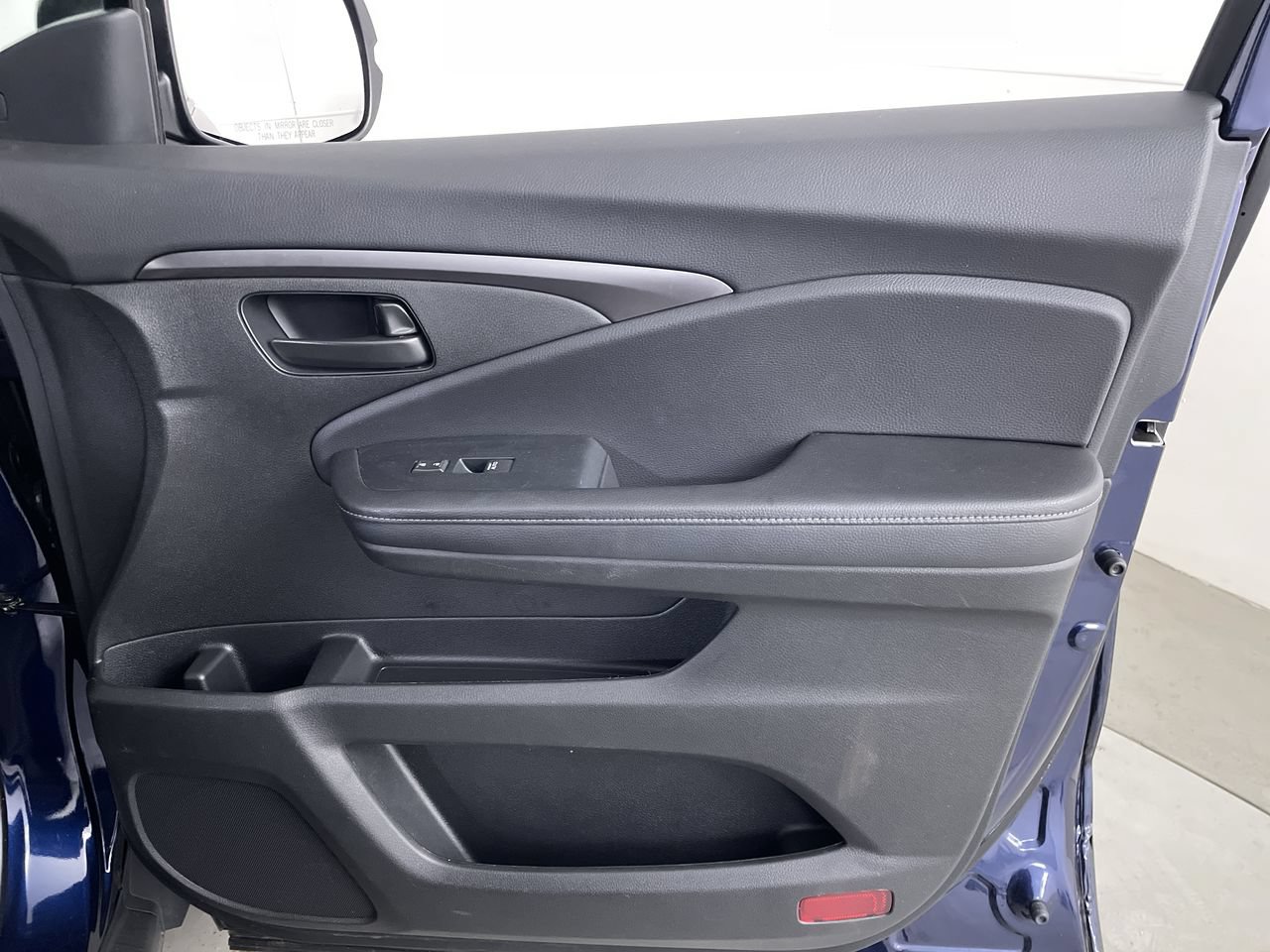 Used 2023 Honda Passport EX-L image 23