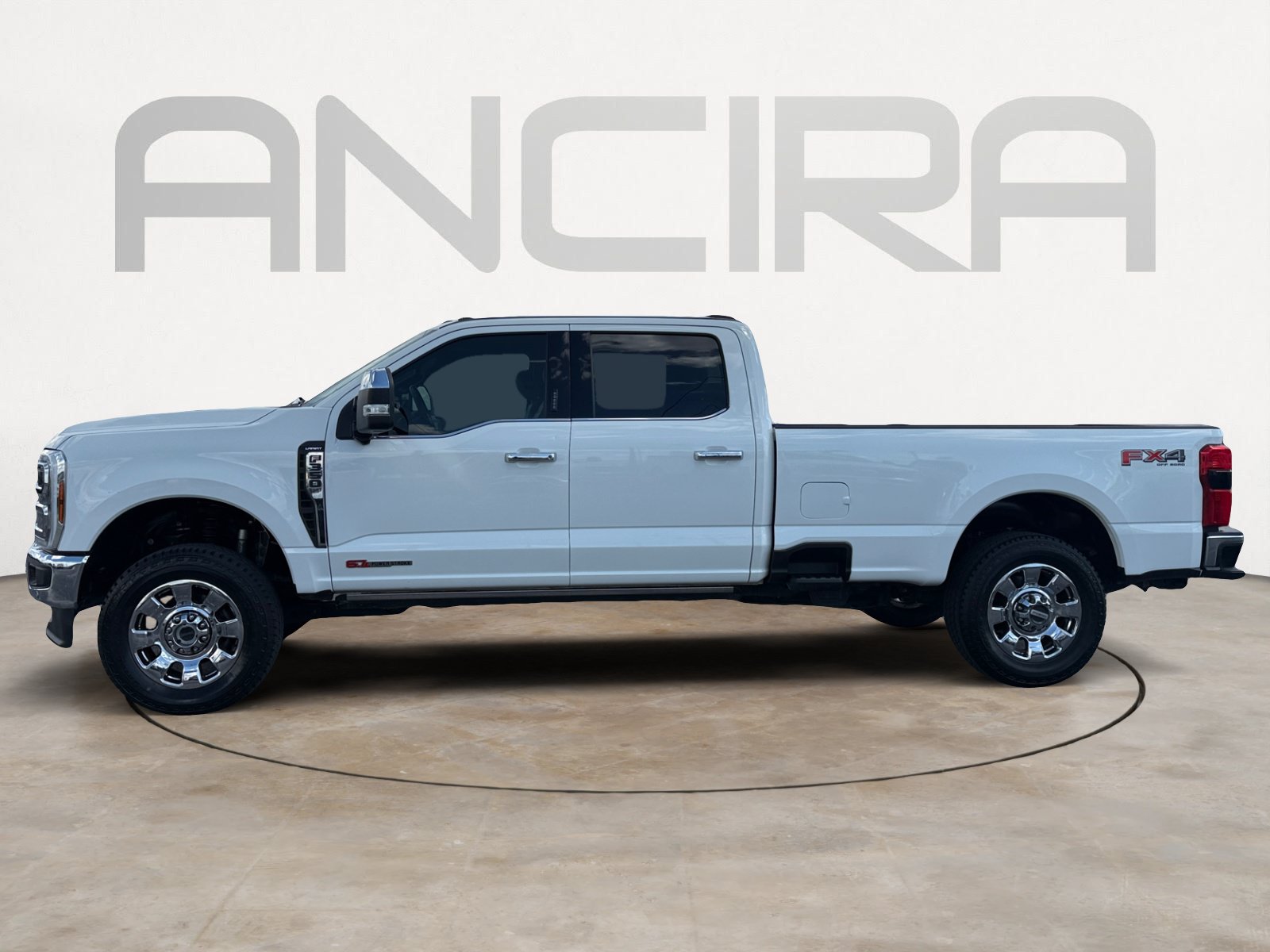 Used 2024 Ford F350 Lariat w/ Lariat Ultimate Package AWD/4WD image 4