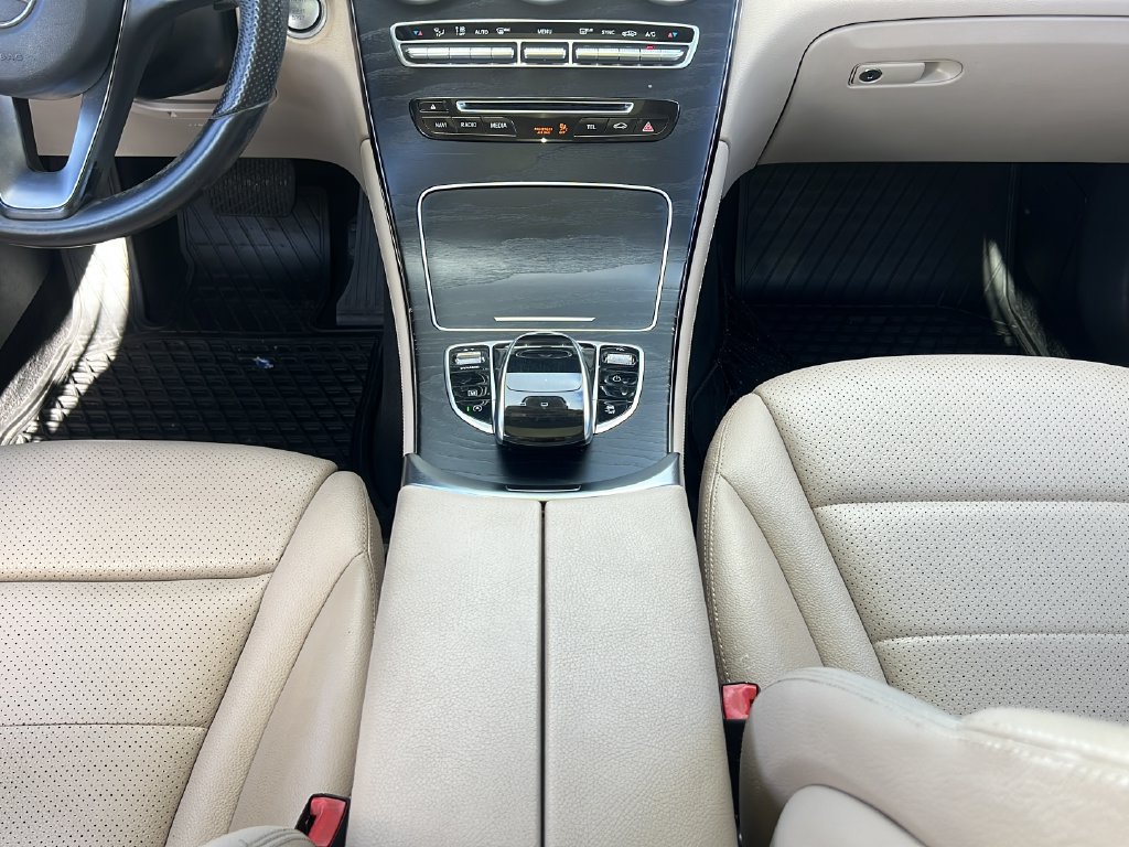 Used 2016 Mercedes-Benz GLC 300 image 15