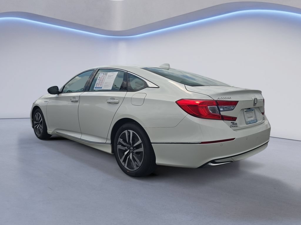 Used 2018 Honda Accord Touring image 3