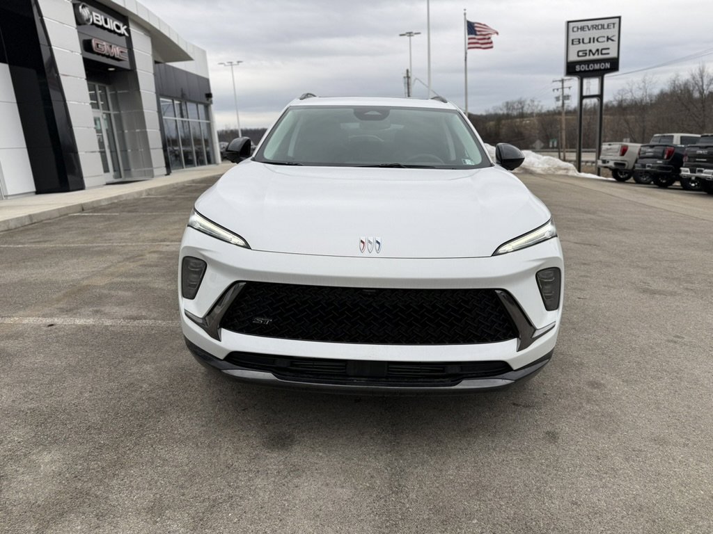 New 2026 Buick Envision Sport Touring image 8