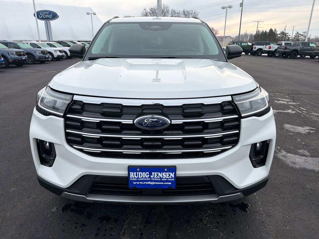 New 2026 Ford Explorer Active w/ Active Comfort Package image 8