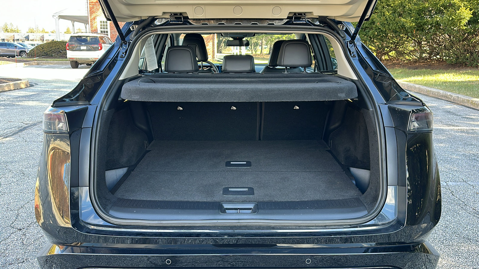 Certified 2024 Nissan Ariya AWD image 6