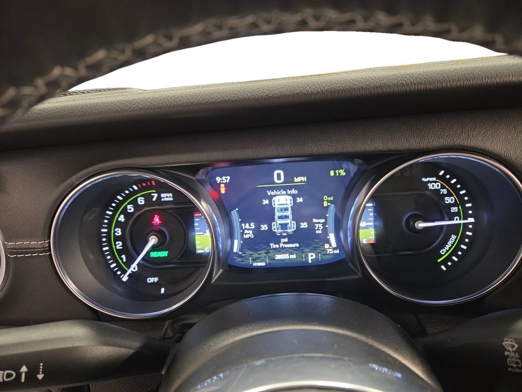 Used 2023 Jeep Wrangler Unlimited Sahara w/ Cold Weather Group AWD/4WD image 24