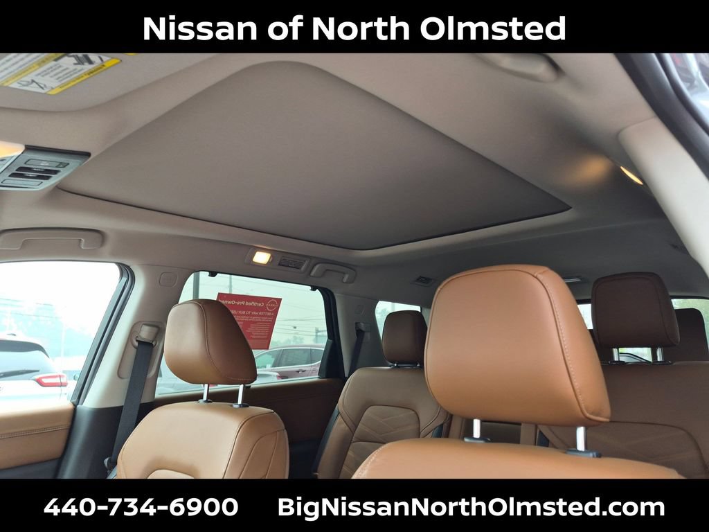 Certified 2025 Nissan Pathfinder Platinum AWD/4WD image 23