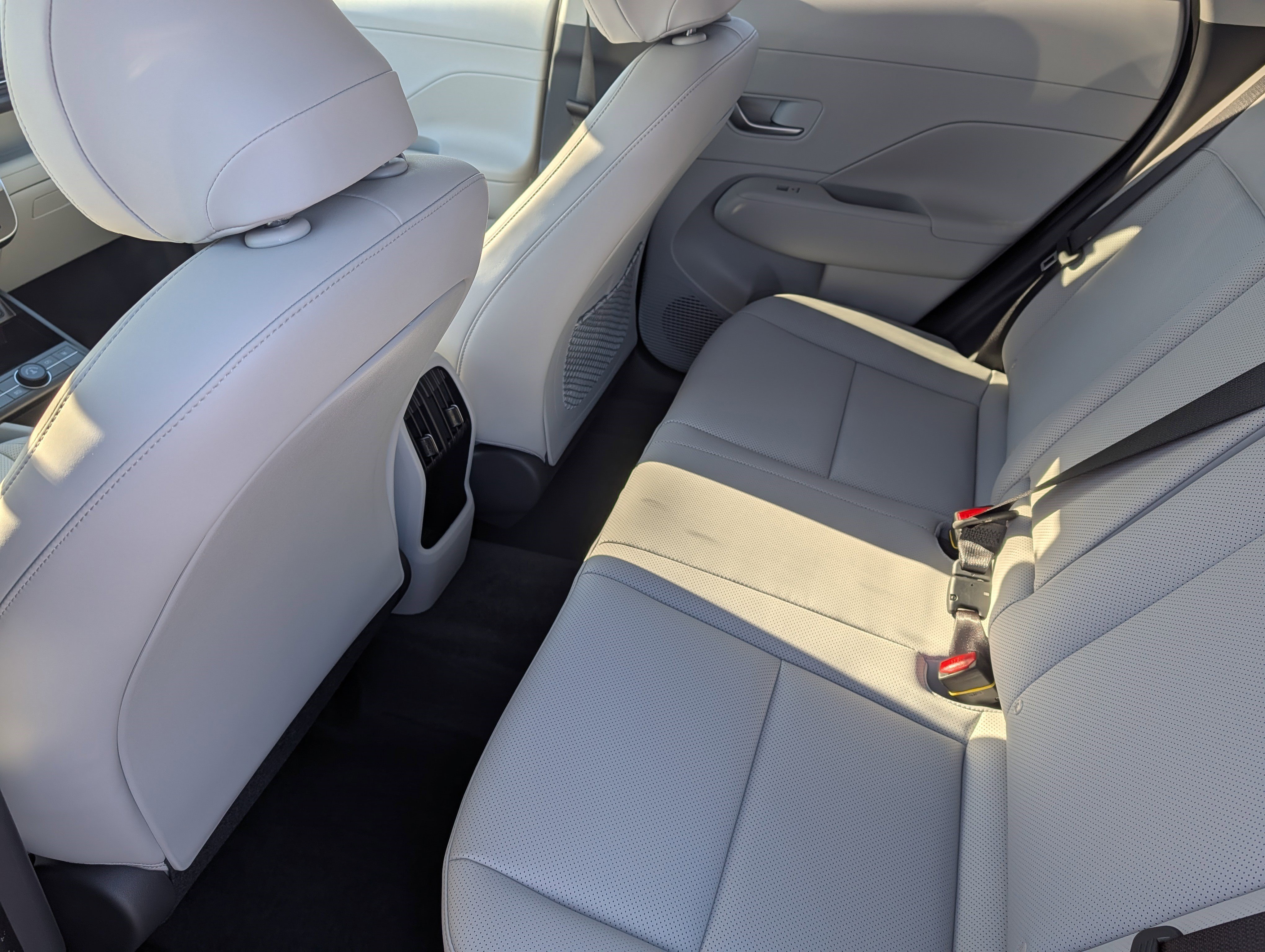 New 2026 Hyundai Kona SEL Premium AWD/4WD image 7