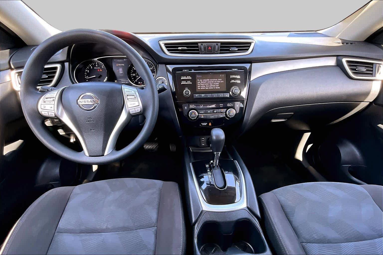 Used 2016 Nissan Rogue SV FWD image 13