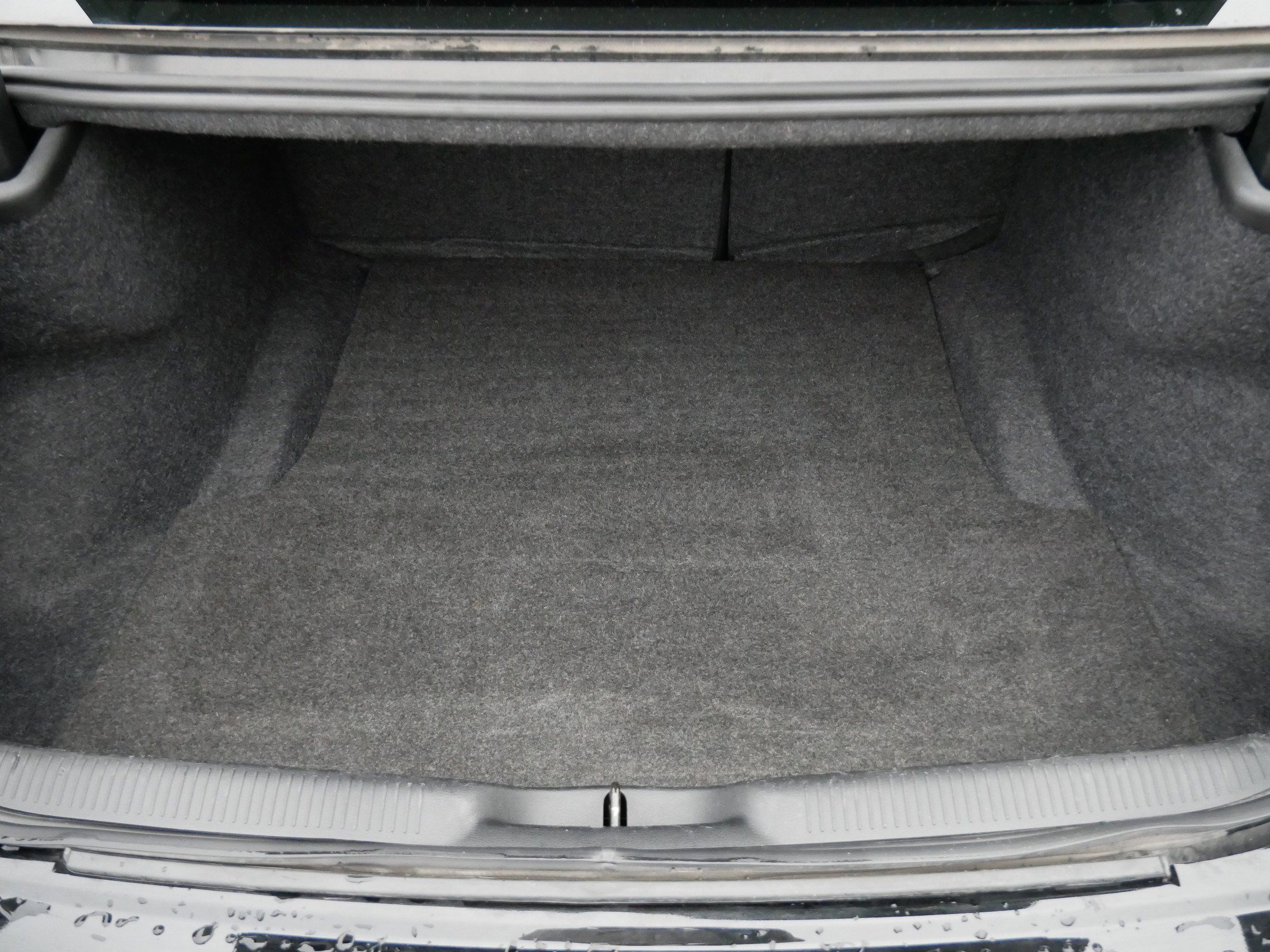 Used 2019 Dodge Charger SXT image 18