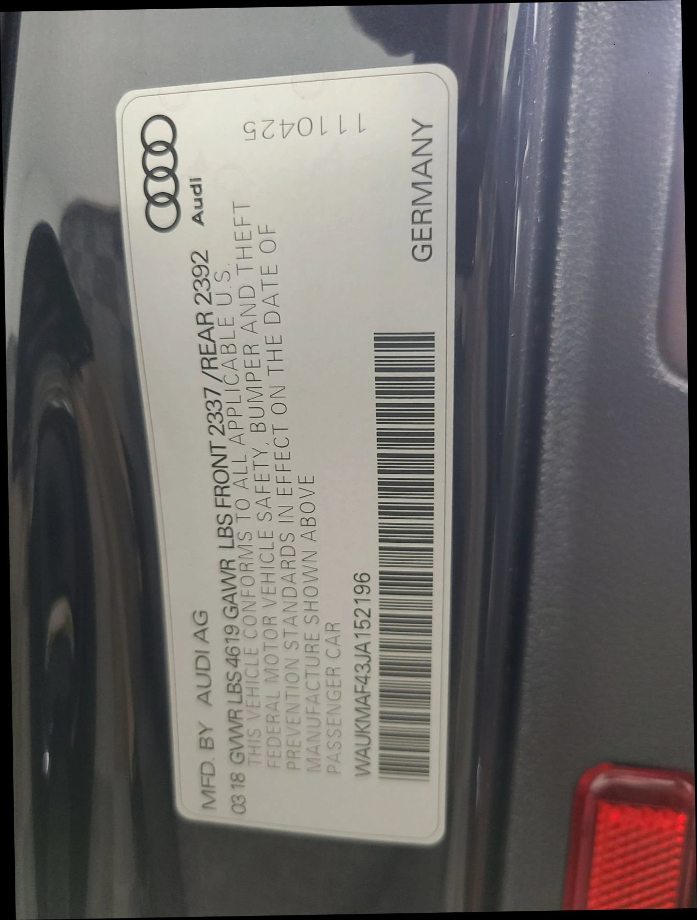 Used 2018 Audi A4 2.0T Ultra Premium w/ Convenience Package FWD image 3