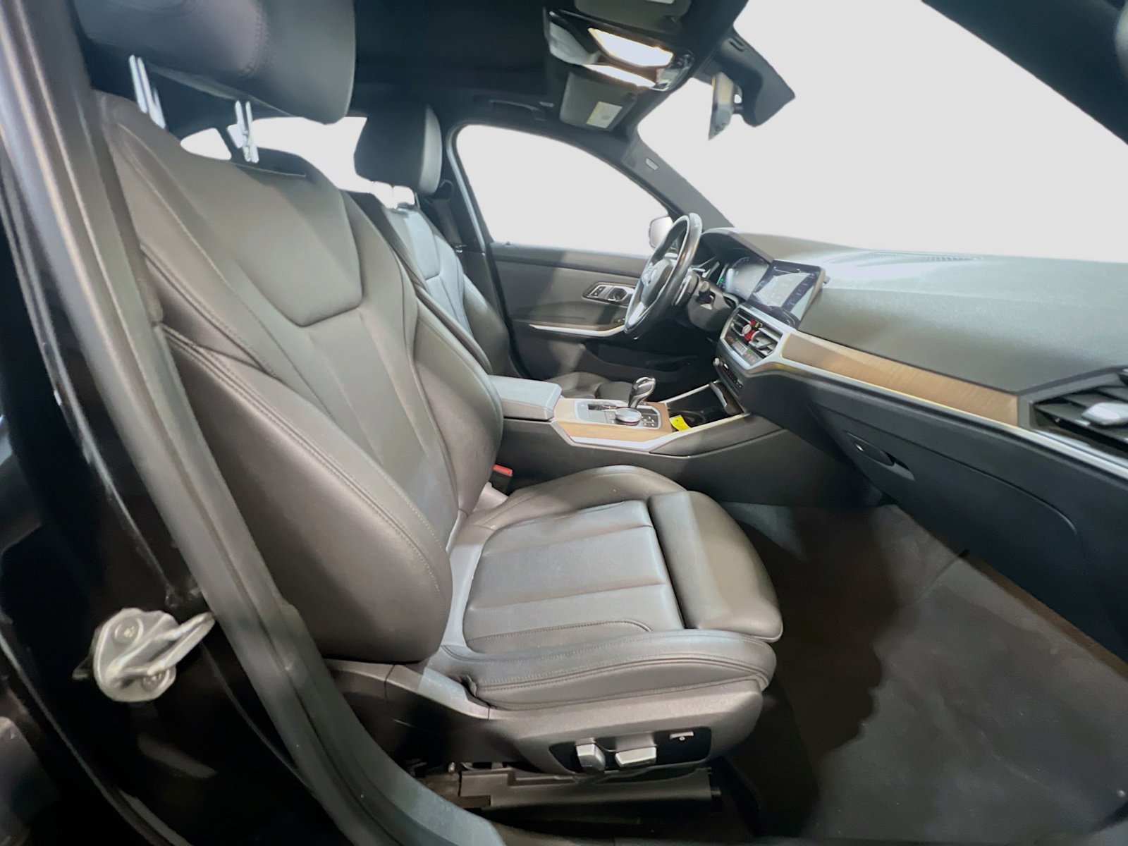 Used 2019 BMW 330i Sedan image 21