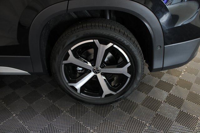 New 2025 Volkswagen Tiguan SE image 20
