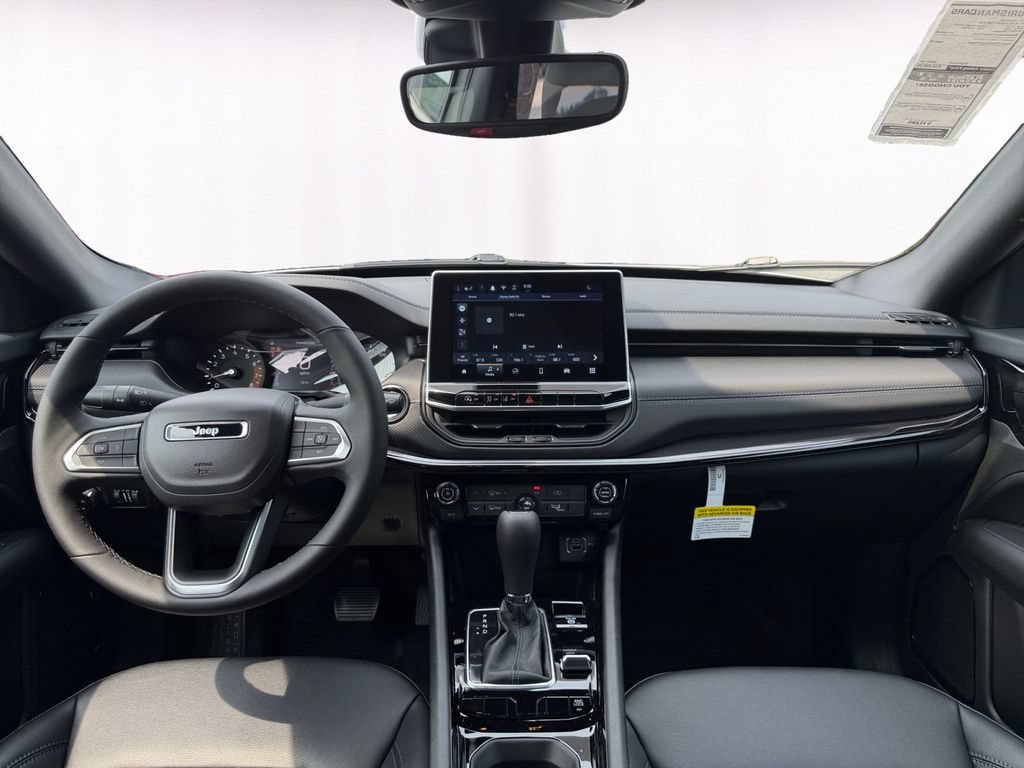 New 2026 Jeep Compass Latitude AWD/4WD image 10