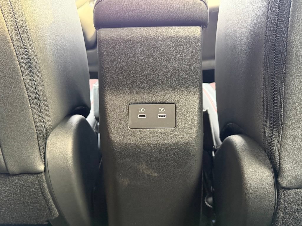 New 2026 Nissan Kicks SR FWD image 16