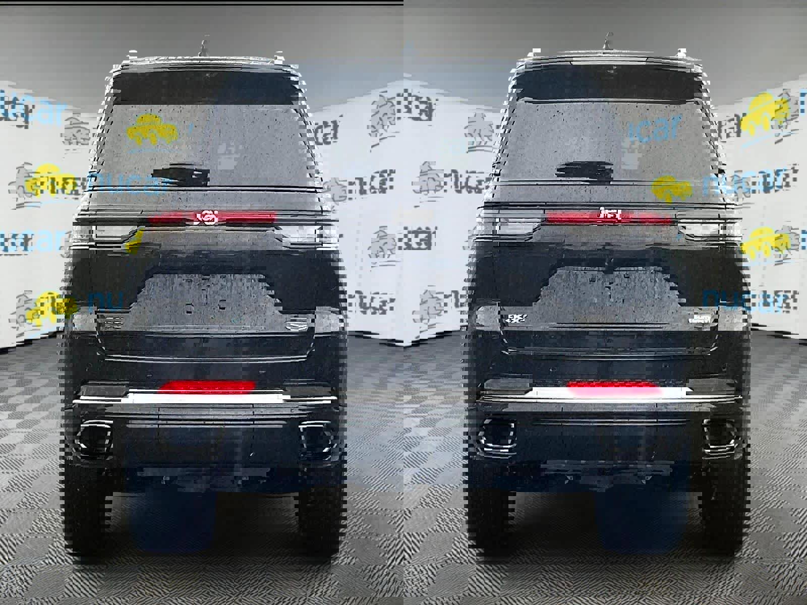 Used 2023 Jeep Grand Cherokee Summit image 5