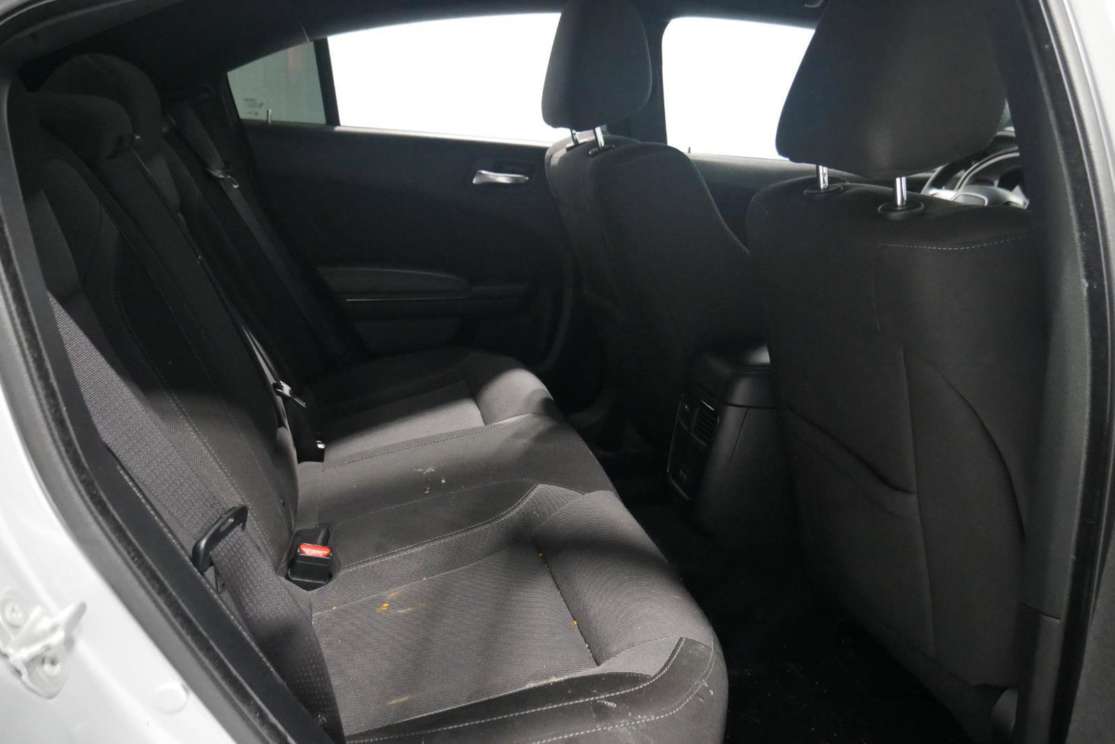 Used 2022 Dodge Charger SXT w/ Blacktop Package image 17