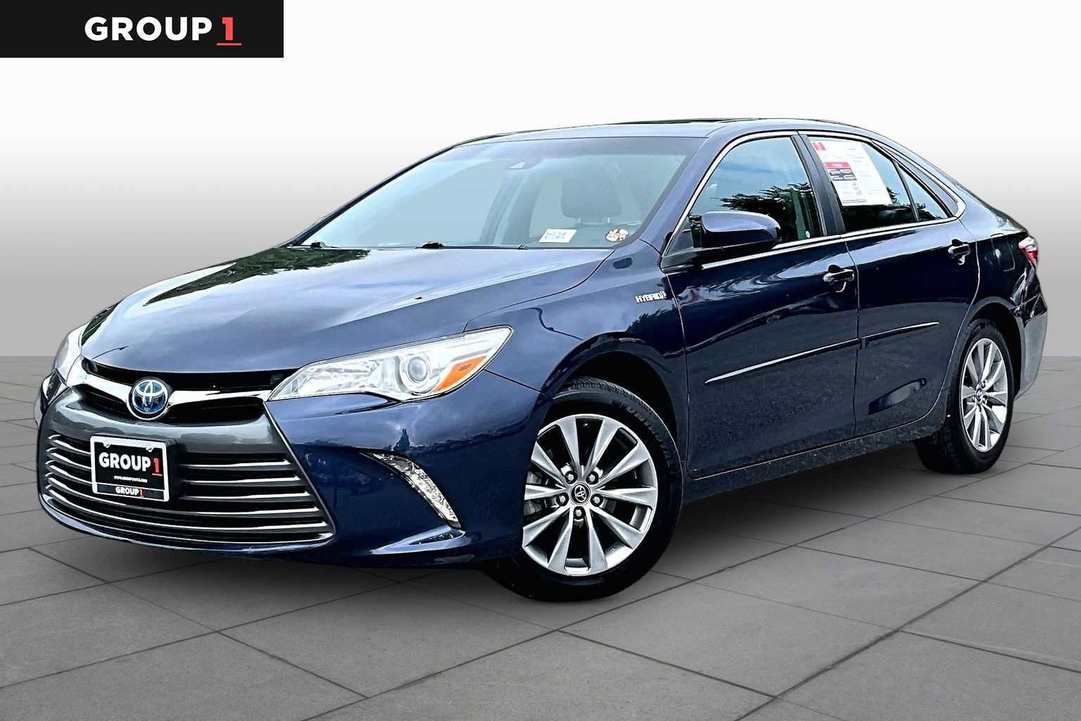 Used 2017 Toyota Camry XLE w/ Moonroof Package