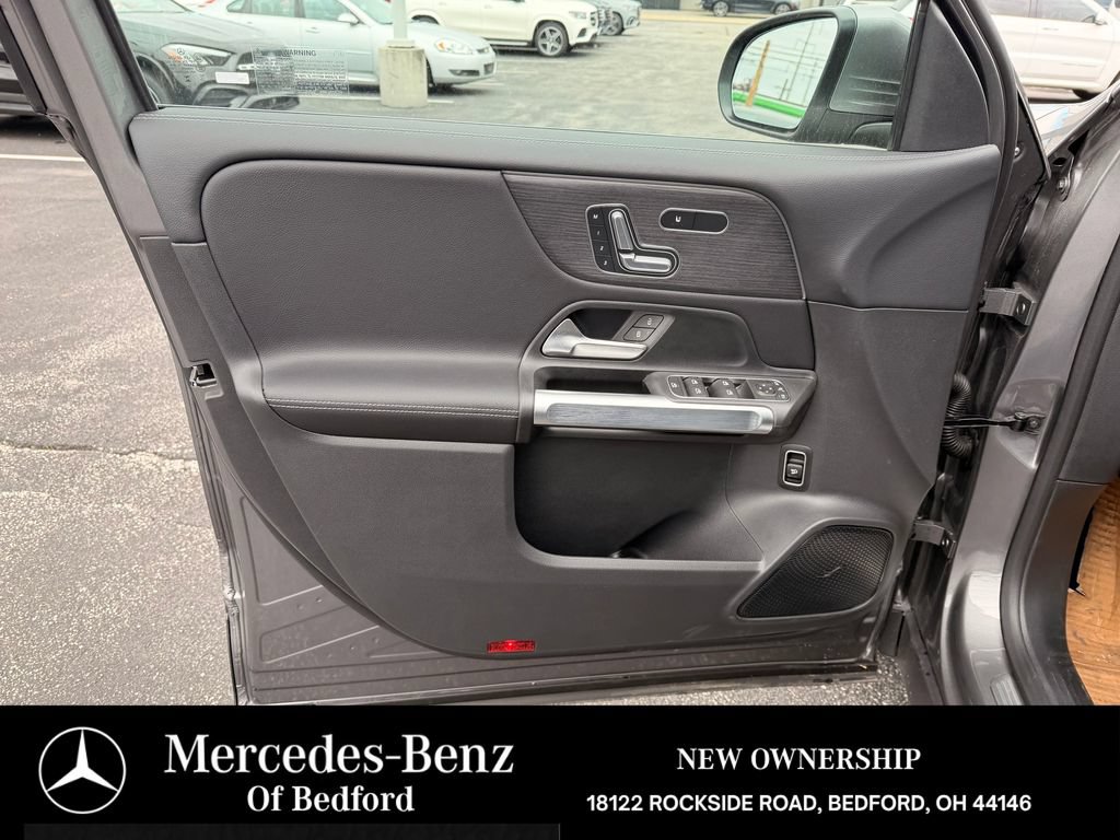 New 2026 Mercedes-Benz GLB 250 4MATIC image 7
