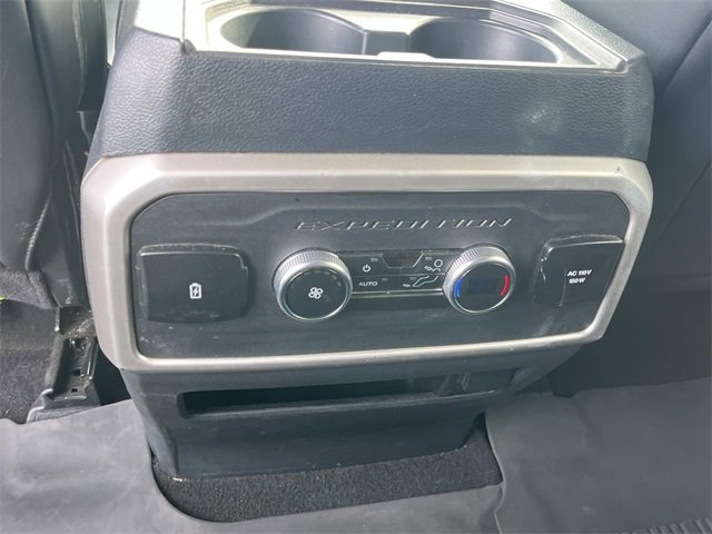 Used 2024 Ford Expedition Max XLT image 18